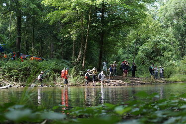 4-Vắt Cắn Khi Trekking Bù Gia Mập Cách Phòng & Xử Lý (1).jpg