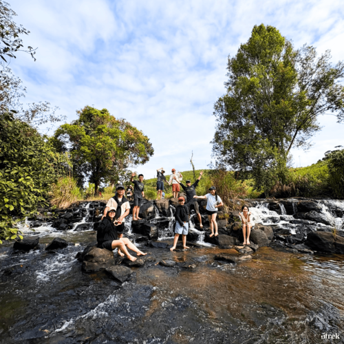 Trekking B'lá .png Tắm suối ở B'lá