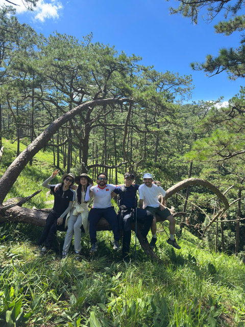 Checkin ở Tà Năng-Phan Dũng Du khách trekking ở cung đường Tà Năng-Phan Dũng