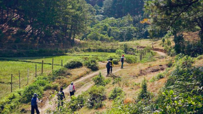 TREKKING TỰ T&Uacute;C5.jpg